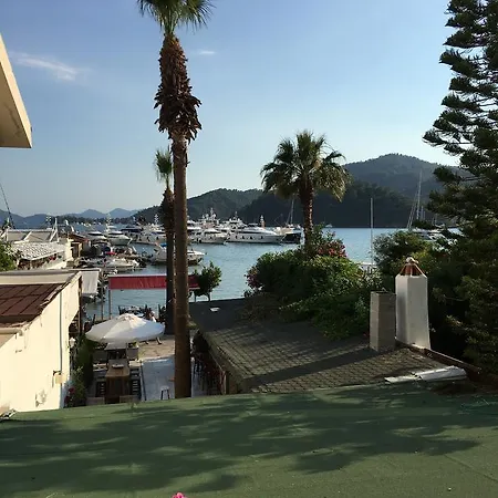 Goecekinn מלון *