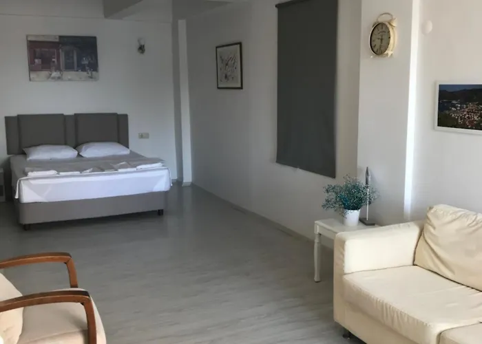 Goecekinn Szálloda *