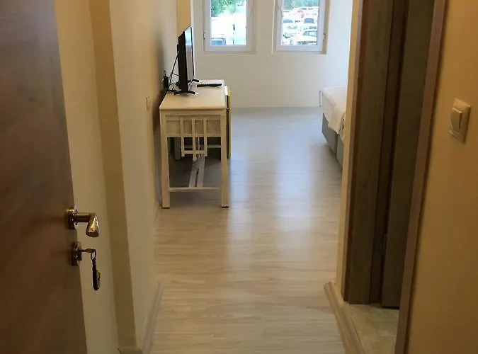 Goecekinn Szálloda *